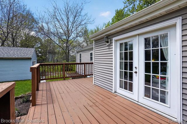 1331 Wolf Court, East Lansing, MI 48823