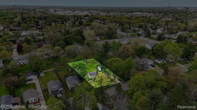 1331 Wolf Court, East Lansing, MI 48823