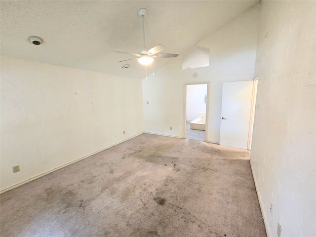 2211 Baltic Avenue, Arlington, TX 76011