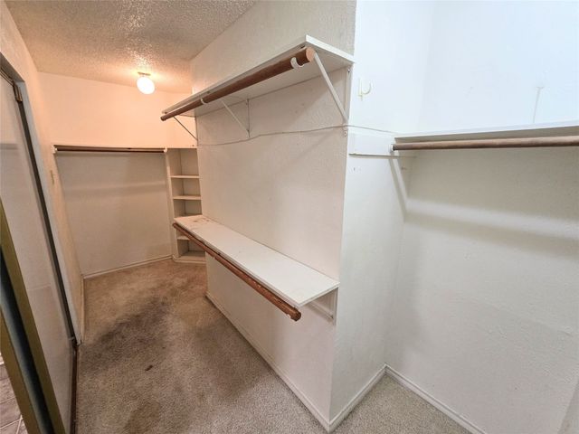 2211 Baltic Avenue, Arlington, TX 76011