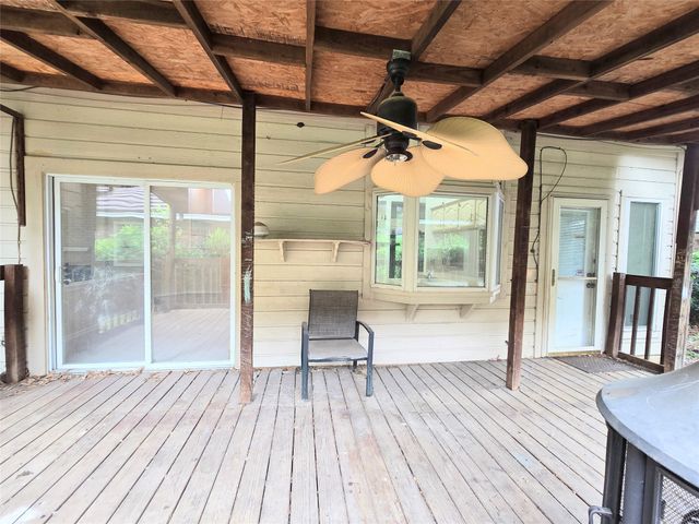 2211 Baltic Avenue, Arlington, TX 76011