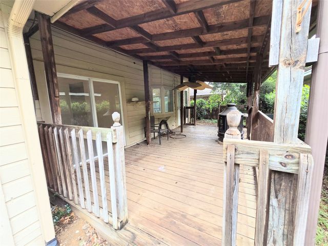 2211 Baltic Avenue, Arlington, TX 76011