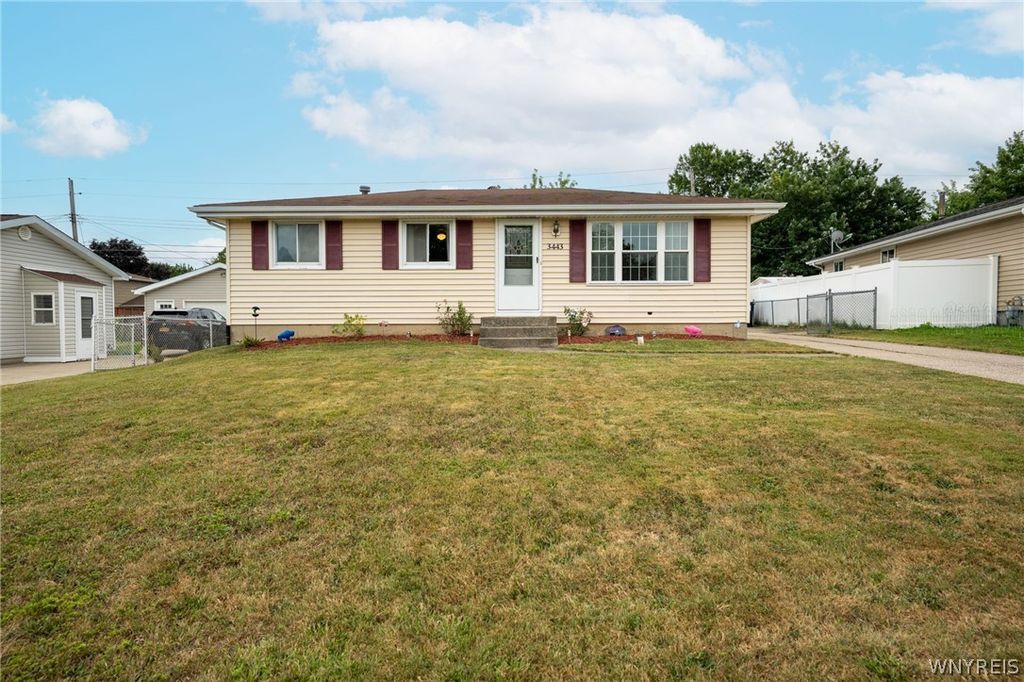 3443 Bethford Drive, Hamburg, NY 14219