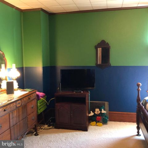 13 W WATER, Smithsburg, MD 21783