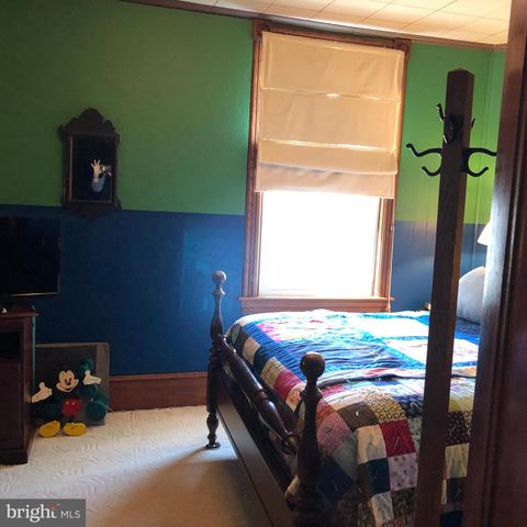 13 W WATER, Smithsburg, MD 21783
