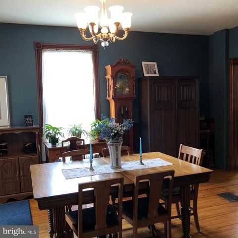 13 W WATER, Smithsburg, MD 21783