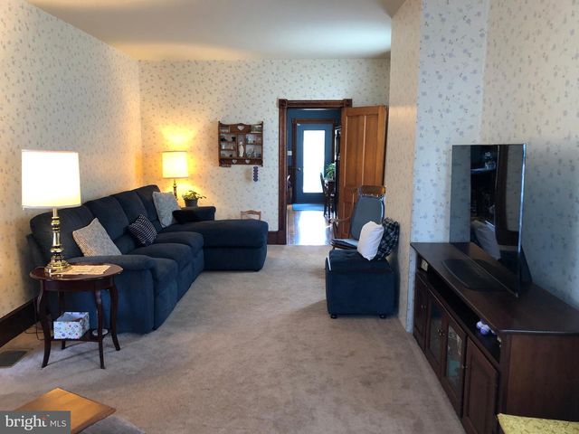 13 W WATER, Smithsburg, MD 21783