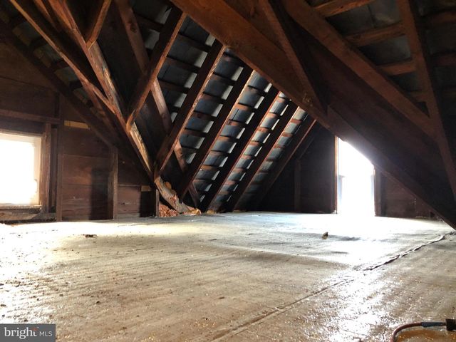 13 W WATER, Smithsburg, MD 21783