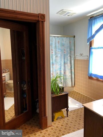 13 W WATER, Smithsburg, MD 21783