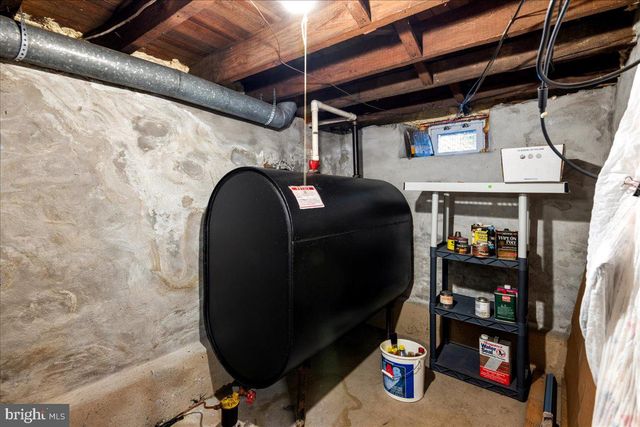 13 W WATER, Smithsburg, MD 21783