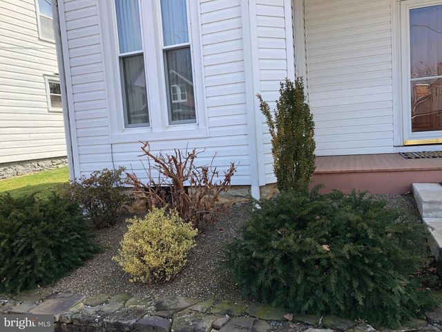 13 W WATER, Smithsburg, MD 21783