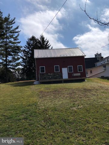 13 W WATER, Smithsburg, MD 21783