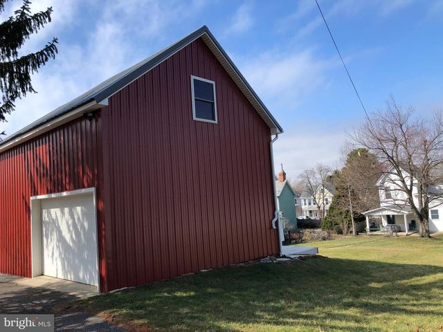13 W WATER, Smithsburg, MD 21783