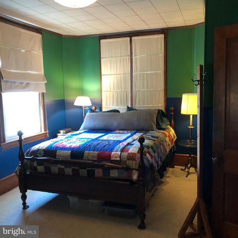 13 W WATER, Smithsburg, MD 21783