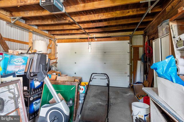 13 W WATER, Smithsburg, MD 21783