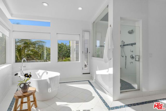 11955 Pinnacle Place, Beverly Hills, CA 90210