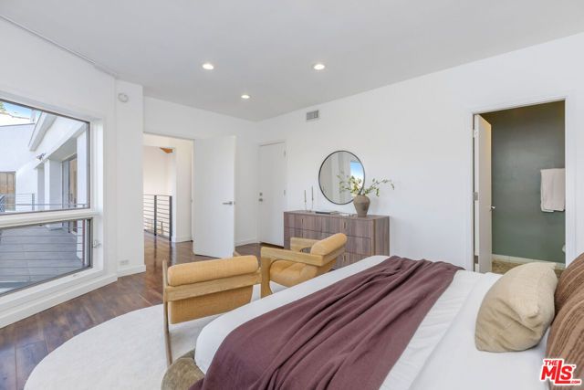 11955 Pinnacle Place, Beverly Hills, CA 90210