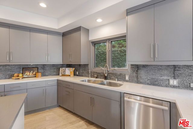 11955 Pinnacle Place, Beverly Hills, CA 90210