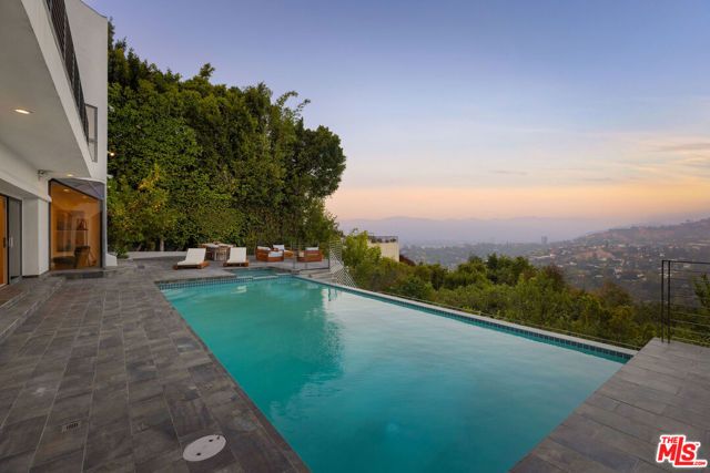 11955 Pinnacle Place, Beverly Hills, CA 90210