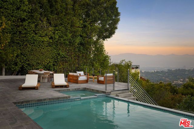 11955 Pinnacle Place, Beverly Hills, CA 90210