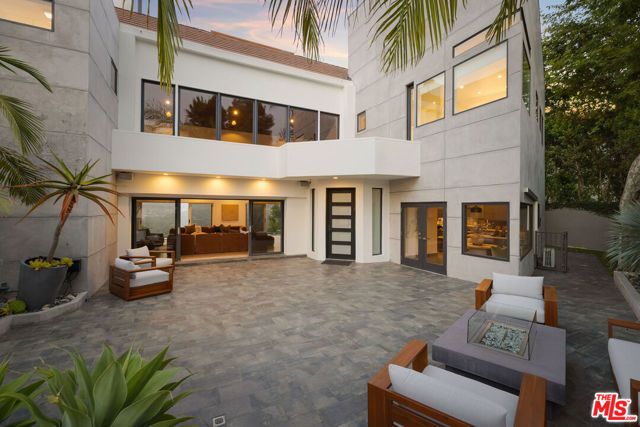 11955 Pinnacle Place, Beverly Hills, CA 90210