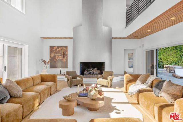 11955 Pinnacle Place, Beverly Hills, CA 90210