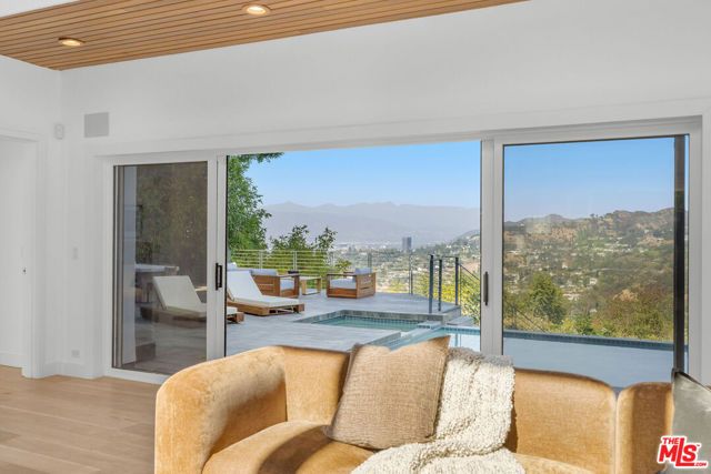 11955 Pinnacle Place, Beverly Hills, CA 90210