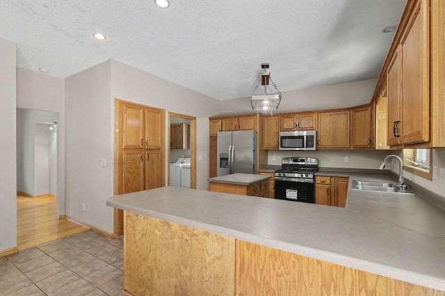 3006 Frank Street, Maplewood, MN 55109