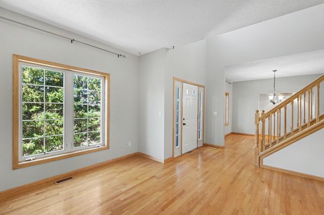 3006 Frank Street, Maplewood, MN 55109