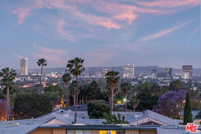 8210 Fountain Avenue 401, West Hollywood, CA 90046