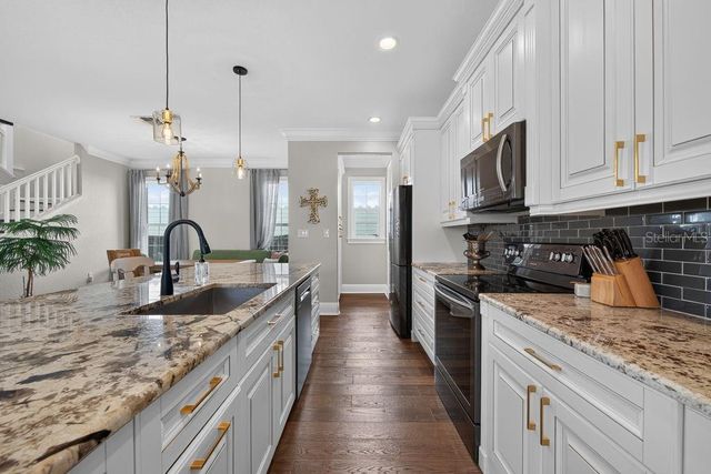 626 35TH AVENUE N, St Petersburg, FL 33704