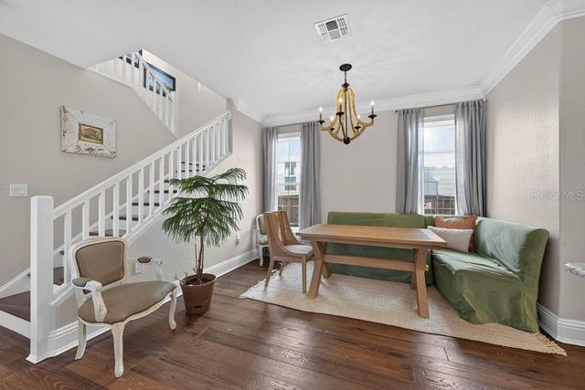 626 35TH AVENUE N, St Petersburg, FL 33704