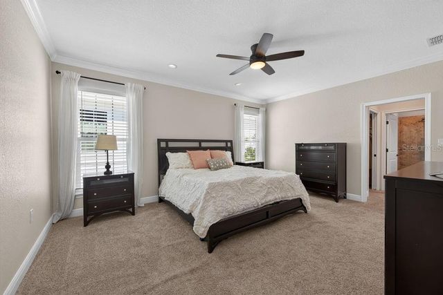 626 35TH AVENUE N, St Petersburg, FL 33704