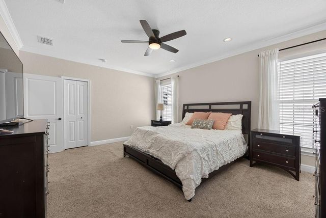 626 35TH AVENUE N, St Petersburg, FL 33704