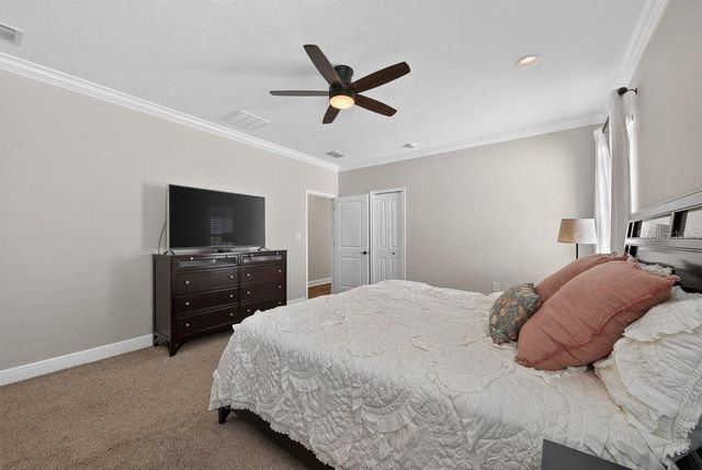 626 35TH AVENUE N, St Petersburg, FL 33704