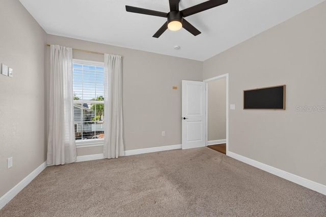 626 35TH AVENUE N, St Petersburg, FL 33704