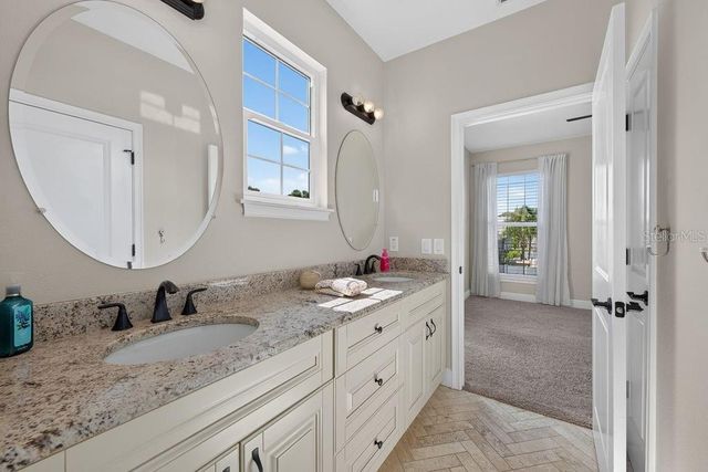 626 35TH AVENUE N, St Petersburg, FL 33704