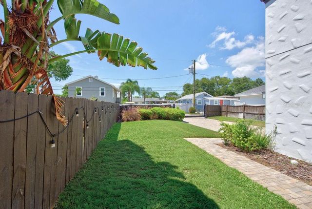 626 35TH AVENUE N, St Petersburg, FL 33704