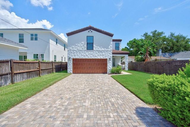 626 35TH AVENUE N, St Petersburg, FL 33704