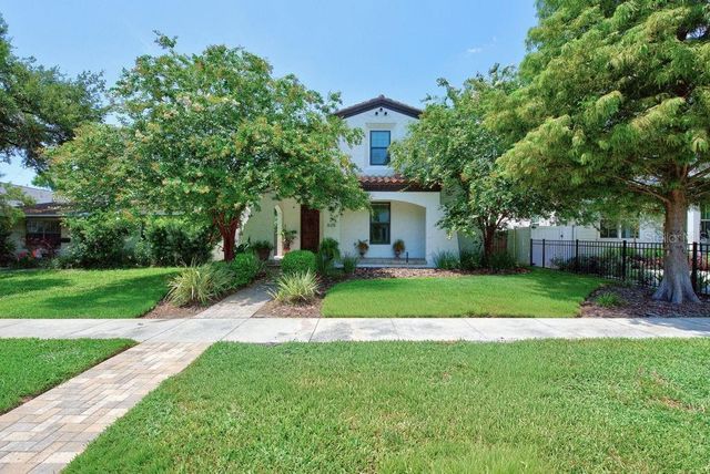 626 35TH AVENUE N, St Petersburg, FL 33704