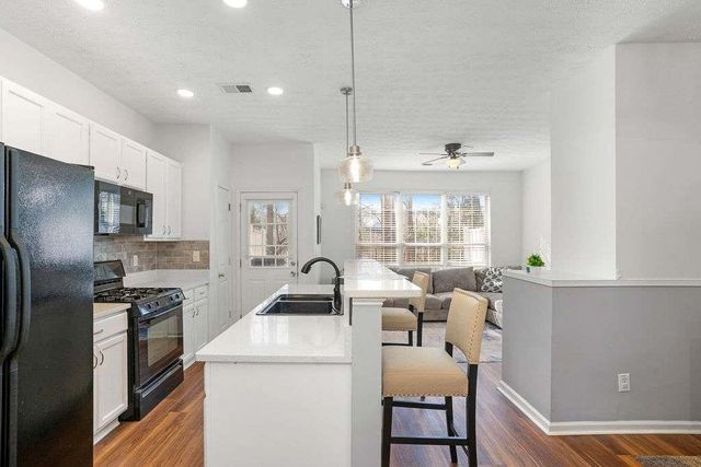 1688 Jackson Square, Atlanta, GA 30318
