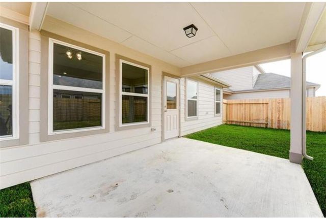 2218 Bright Sunrise Trail, Fresno, TX 77545