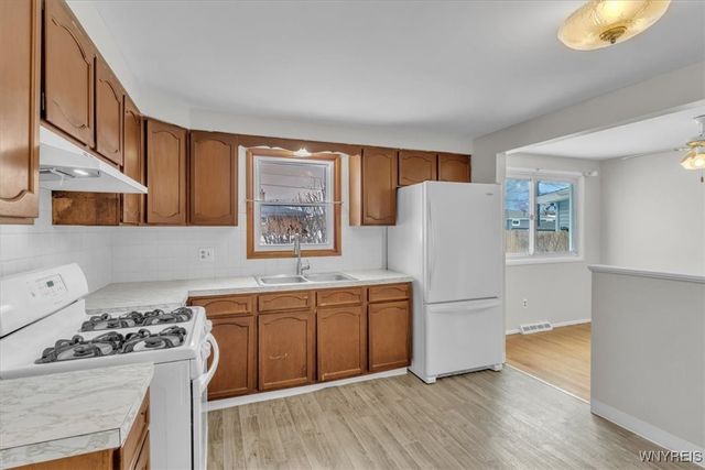 57 Karen Lane, Cheektowaga, NY 14043