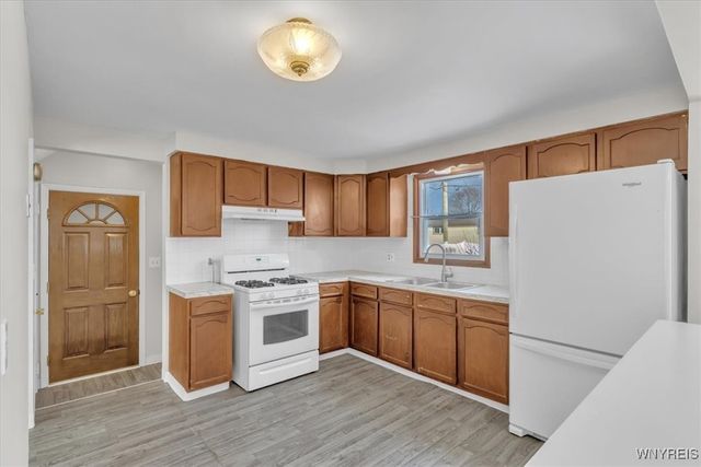 57 Karen Lane, Cheektowaga, NY 14043