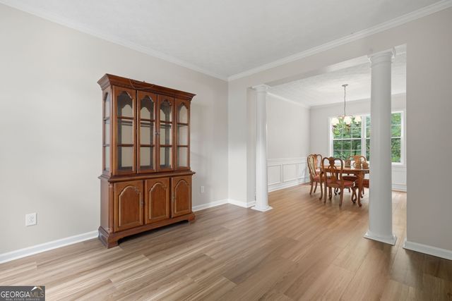352 Park Creek Ridge, Woodstock, GA 30188