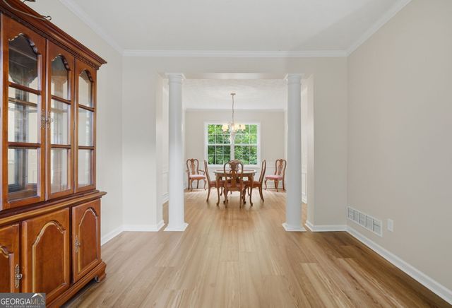 352 Park Creek Ridge, Woodstock, GA 30188