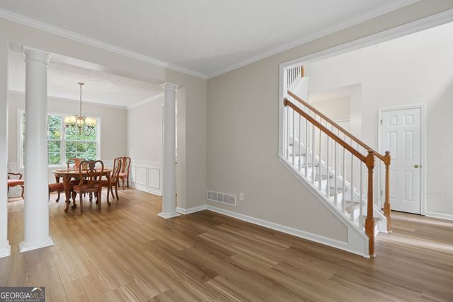 352 Park Creek Ridge, Woodstock, GA 30188