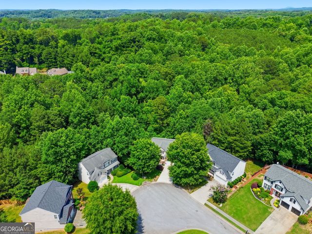 352 Park Creek Ridge, Woodstock, GA 30188