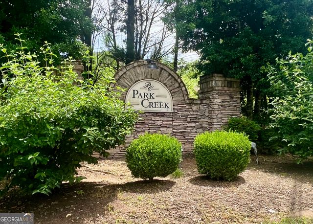 352 Park Creek Ridge, Woodstock, GA 30188
