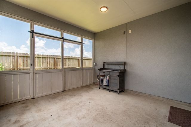 7746 Krypton Dr, Corpus Christi, TX 78414